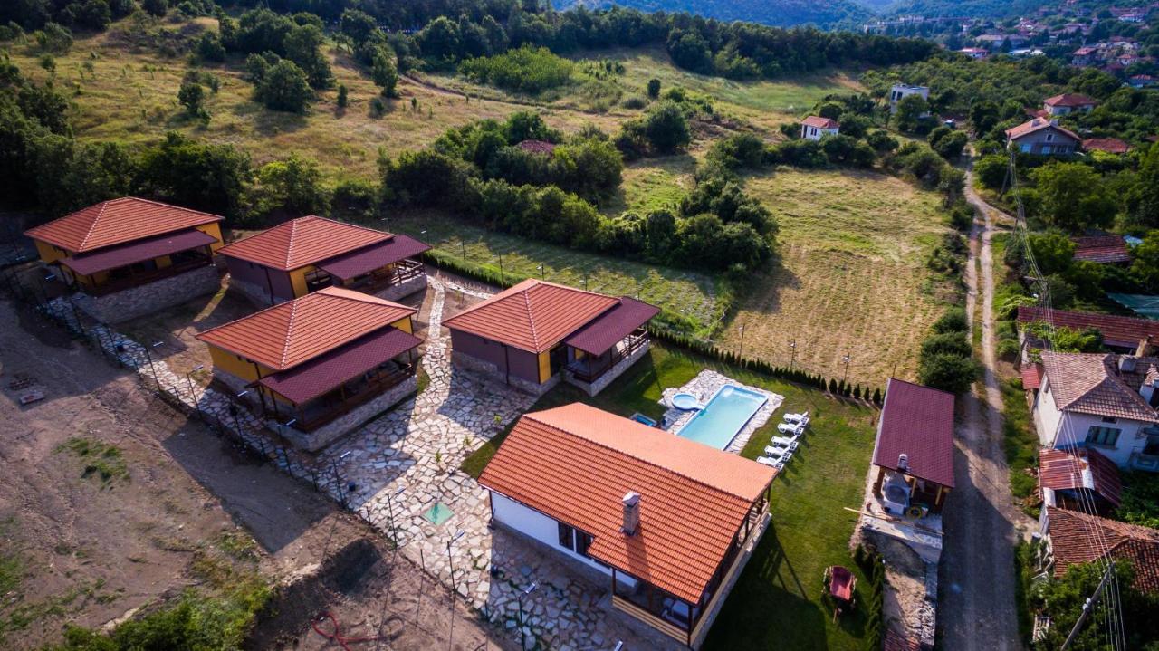 Етно Комплекс "Поп Грую Бански" Banya  Exterior foto